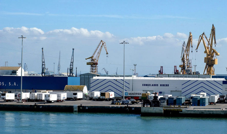 La Junta pide al Gobierno mejorar el Puesto de Control Fronterizo del Puerto de Algeciras