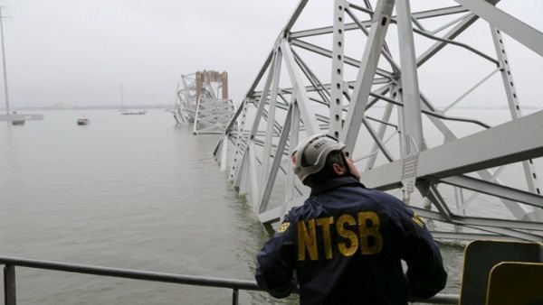 Găsit al patrulea cadavru dispărut în prăbușirea podului din Baltimore
 – Știri din Spania