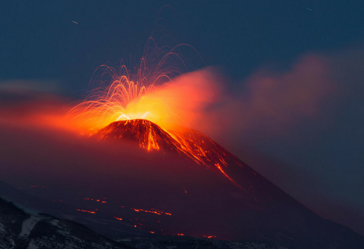 Depozitele de magmă profundă ar putea prezice erupții vulcanice
 – Știri din Spania