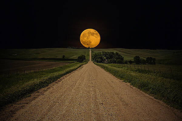 Eclipse de luna llena en Piscis 2024