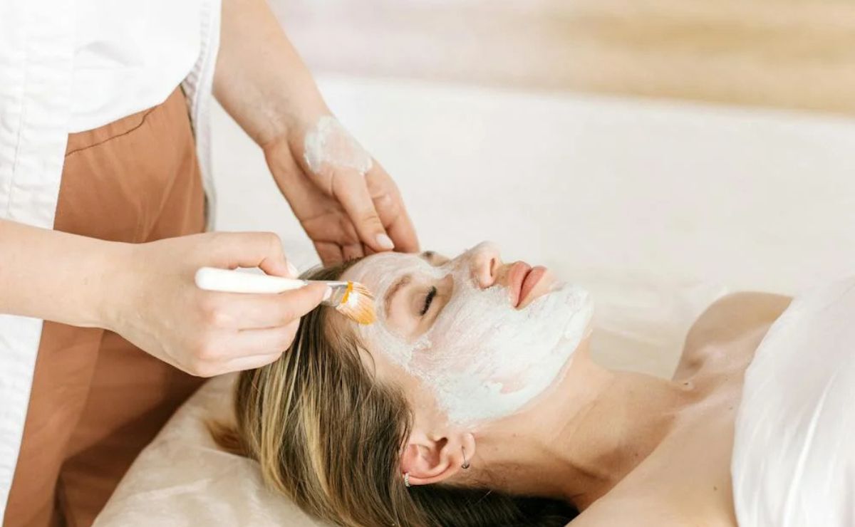 Controlează strălucirea feței cu Cetaphil
 – Știri din Spania