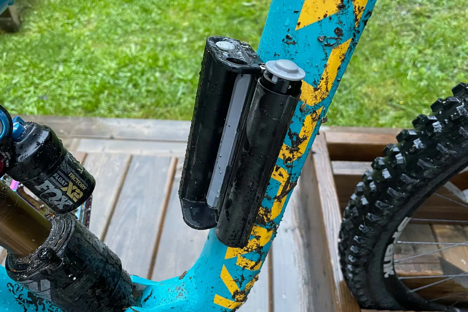 Las herramientas SOS de Crankbrothers ofrecen toneladas de funciones y opciones de almacenamiento en la bicicleta