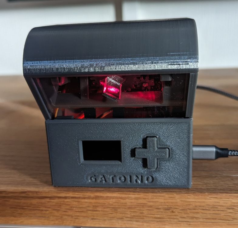 Esta torreta láser automática mantiene a los gatos entretenidos durante horas