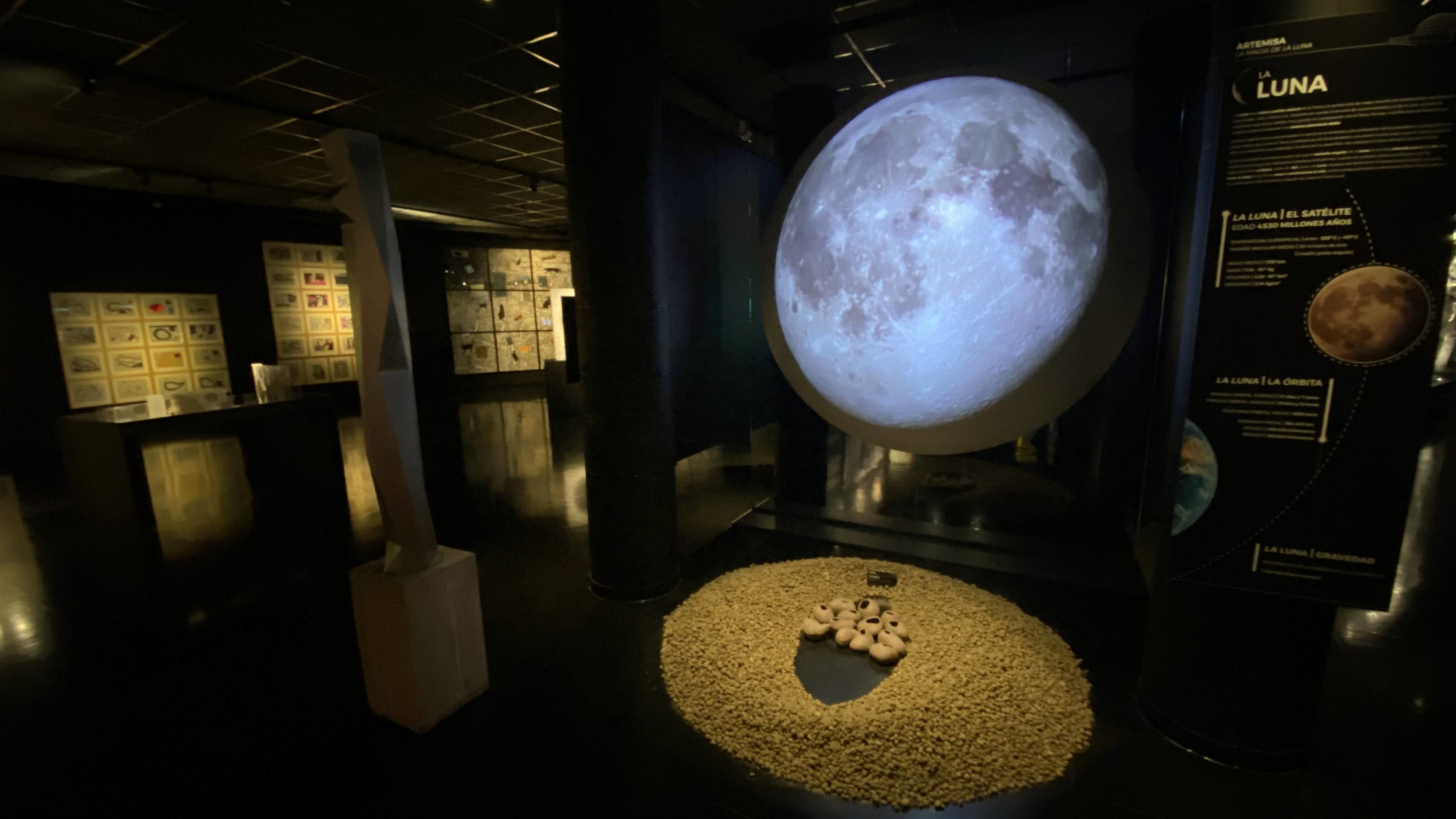 Arta, știința și mitologia se reunesc într-o expoziție pentru a explora fascinația noastră pentru Lună
 – Știri din Madrid