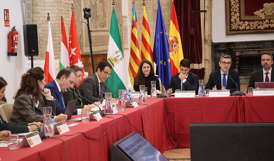 Andalucía reclama al Ministerio recursos y coordinación para implantar la Ley de Eficiencia Judicial