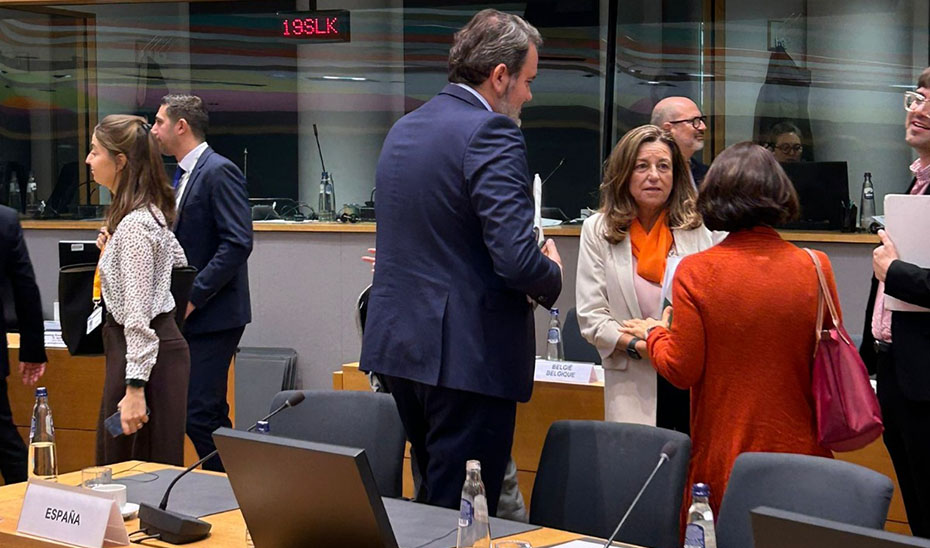 La Junta propone en el Consejo de la UE potenciar las políticas para generar oportunidades a los jóvenes