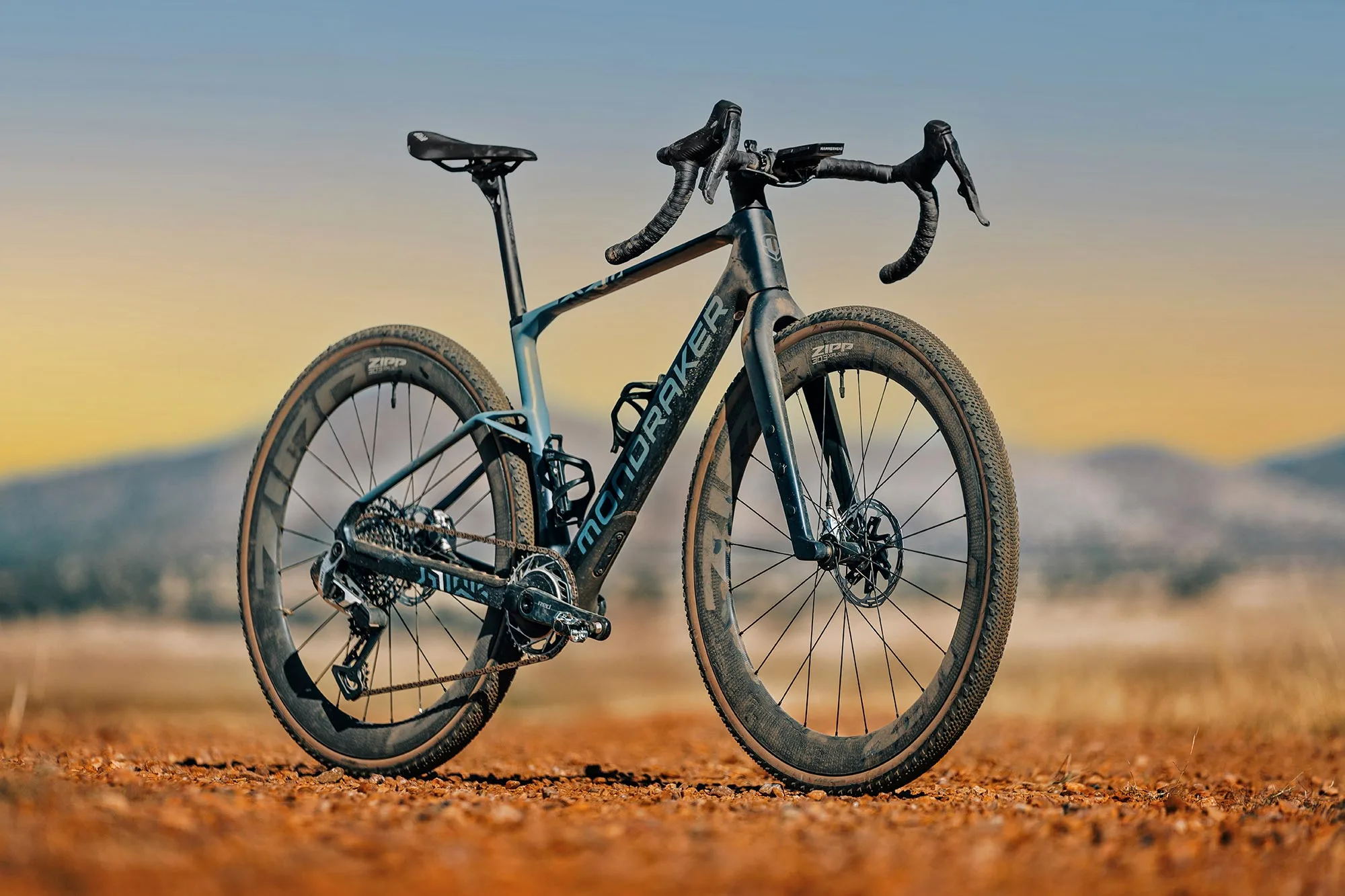 La nueva Carbon Mondraker Arid es la primera bicicleta de gravel real de la marca MTB