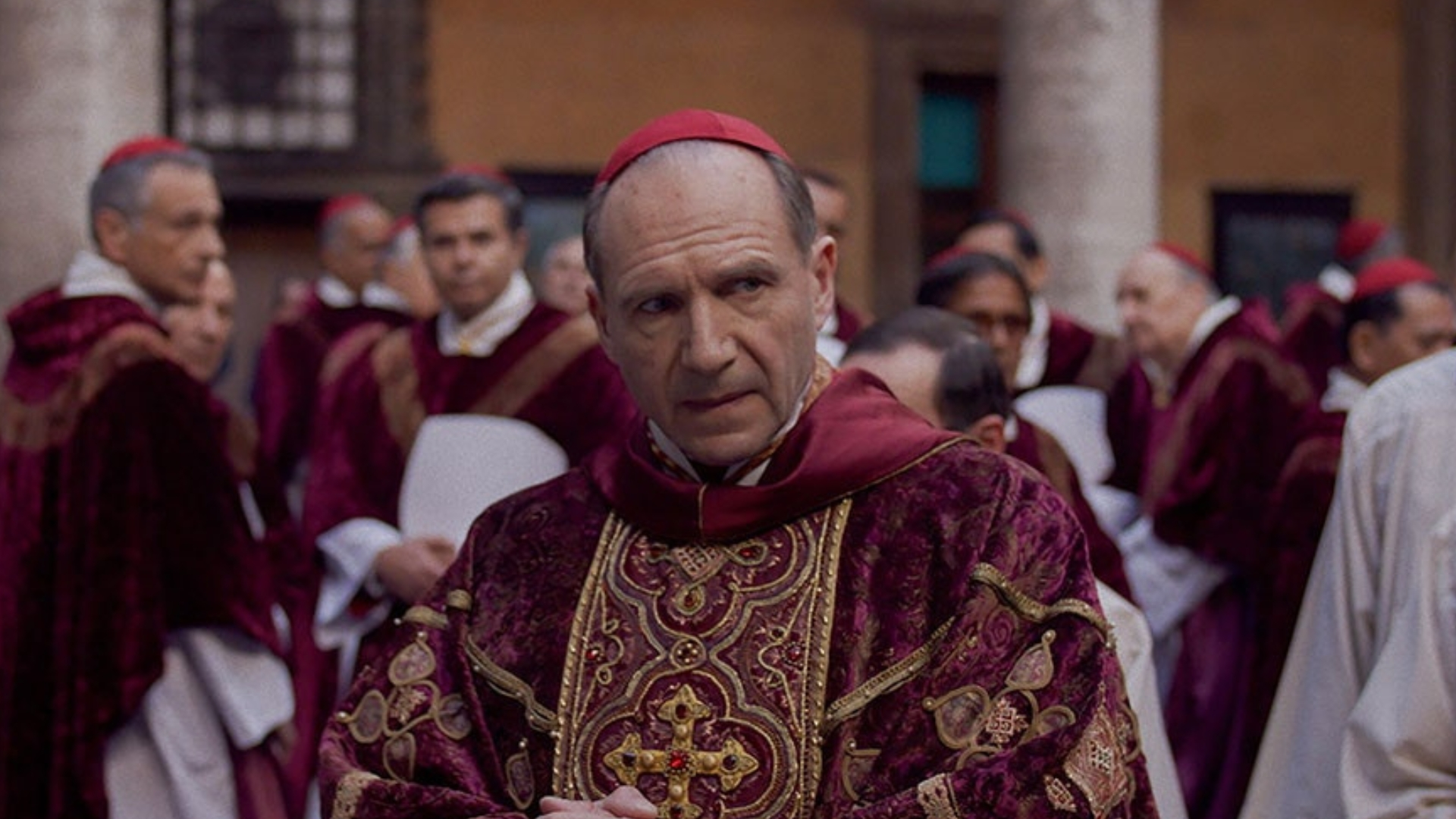 La gente está comparando esta película sobre una elección papal con Drag Race: ‘Conclave Untucked when?’
