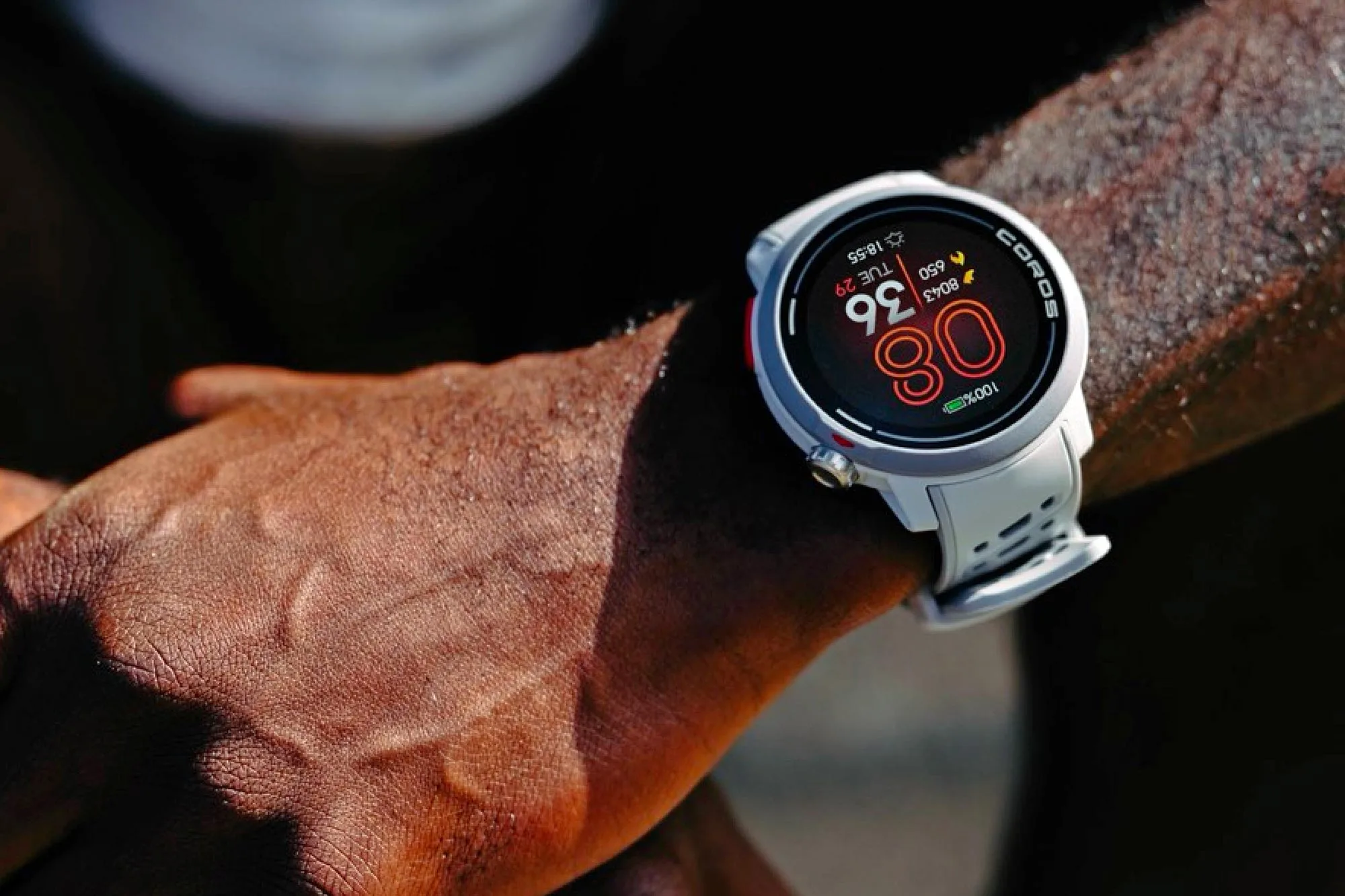 Reloj inteligente Coros Pace Pro con GPS con tecnología punta, batería de duración extralarga y precio asequible