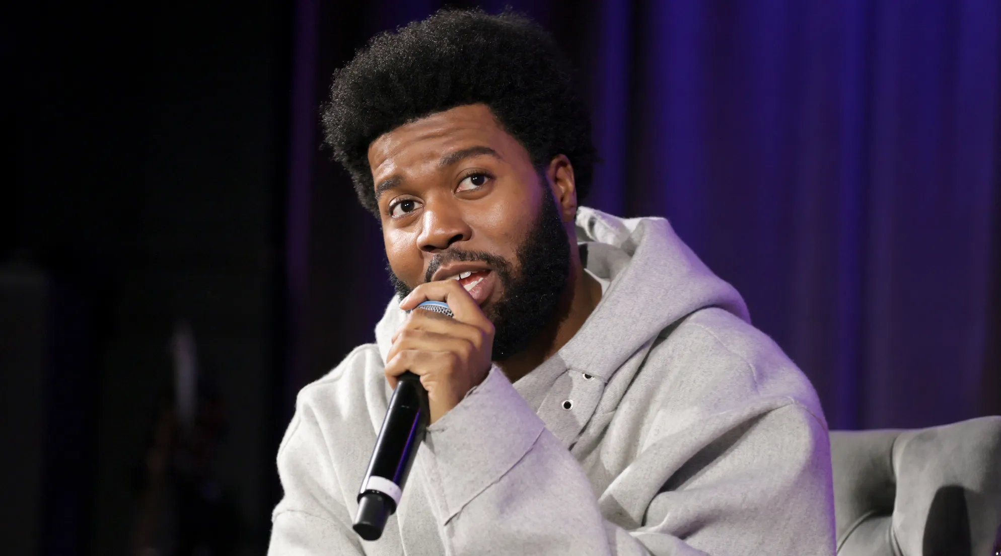 El cantante Khalid se declara gay tras ser descubierto: “No me avergüenzo”