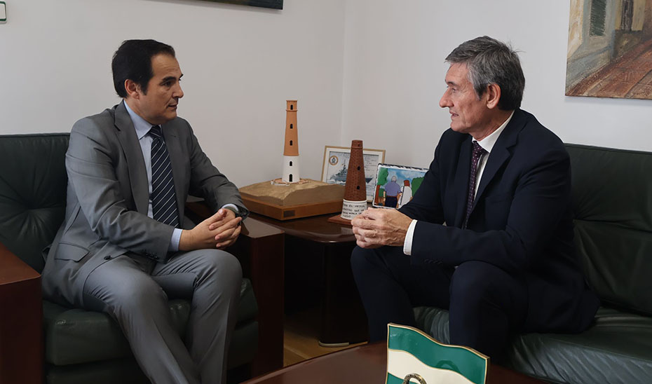 La Junta propone desplegar en Adra un proyecto piloto de las Oficinas Municipales de Justicia