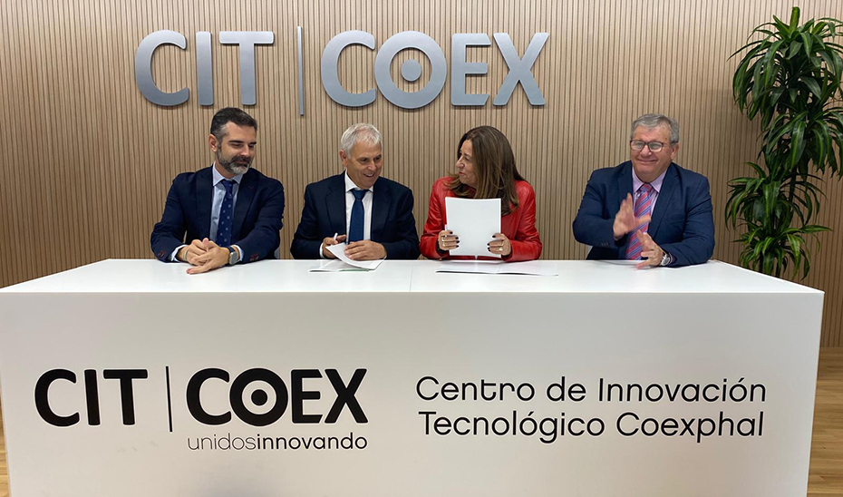 La Junta firma un protocolo con las Cooperativas Agro-alimentarias para impulsar la FP Dual