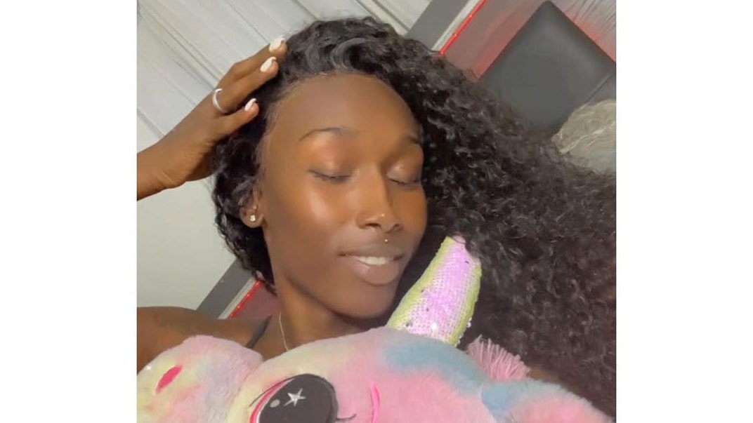 Quanesha “Cocoa” Shantel, una "Radiante" Artista de salón trans negra y aspirante a enfermera, asesinada a los 26 años
