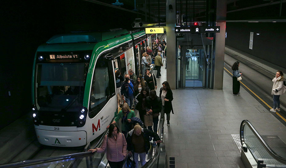 El Gobierno andaluz mantendrá las bonificaciones adicionales en el transporte público en 2025