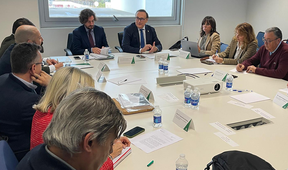 La Junta y el sistema universitario comienzan a trabajar en la Red Andaluza de Universidades Públicas Emprendedoras