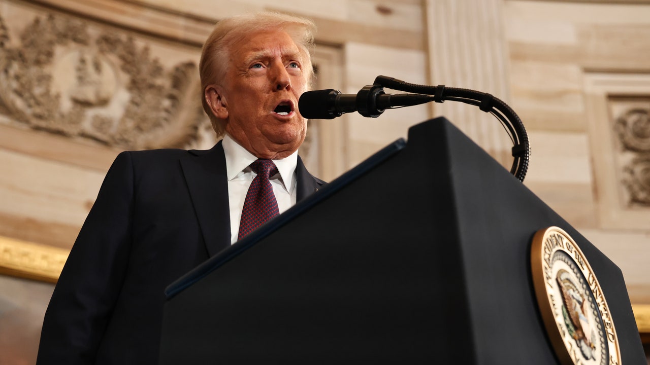 Se espera que Trump firme una orden ejecutiva desde el primer día atacando los derechos trans: esto es lo que sabemos