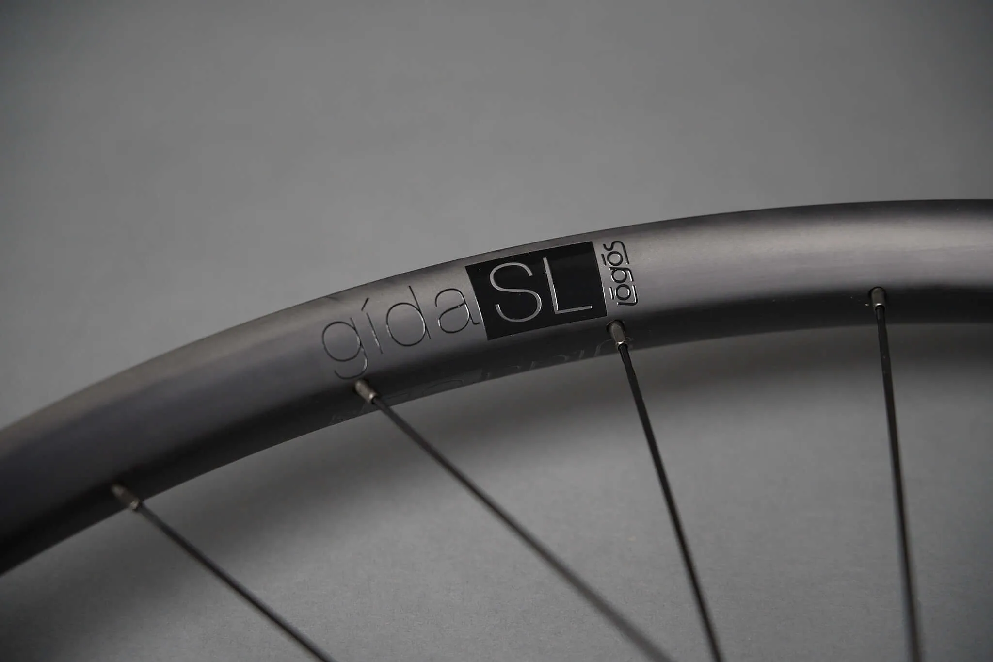 Lōgōs lanza el juego de ruedas Gída SL XC de 1240 g