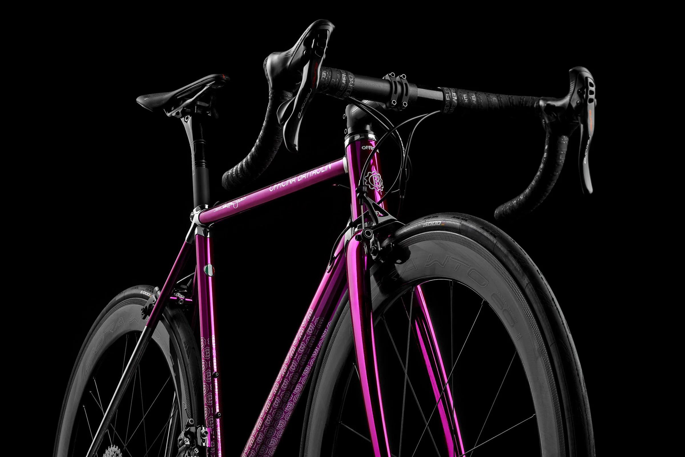 Bicicleta moderna con frenos de llanta de acero con orejetas de edición limitada de 1984 de Giovanni Battaglin