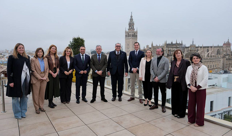 Vueling se refuerza en Andalucía con dos nuevos aviones, la ruta Granada-París y programa más de cinco millones de asientos en verano