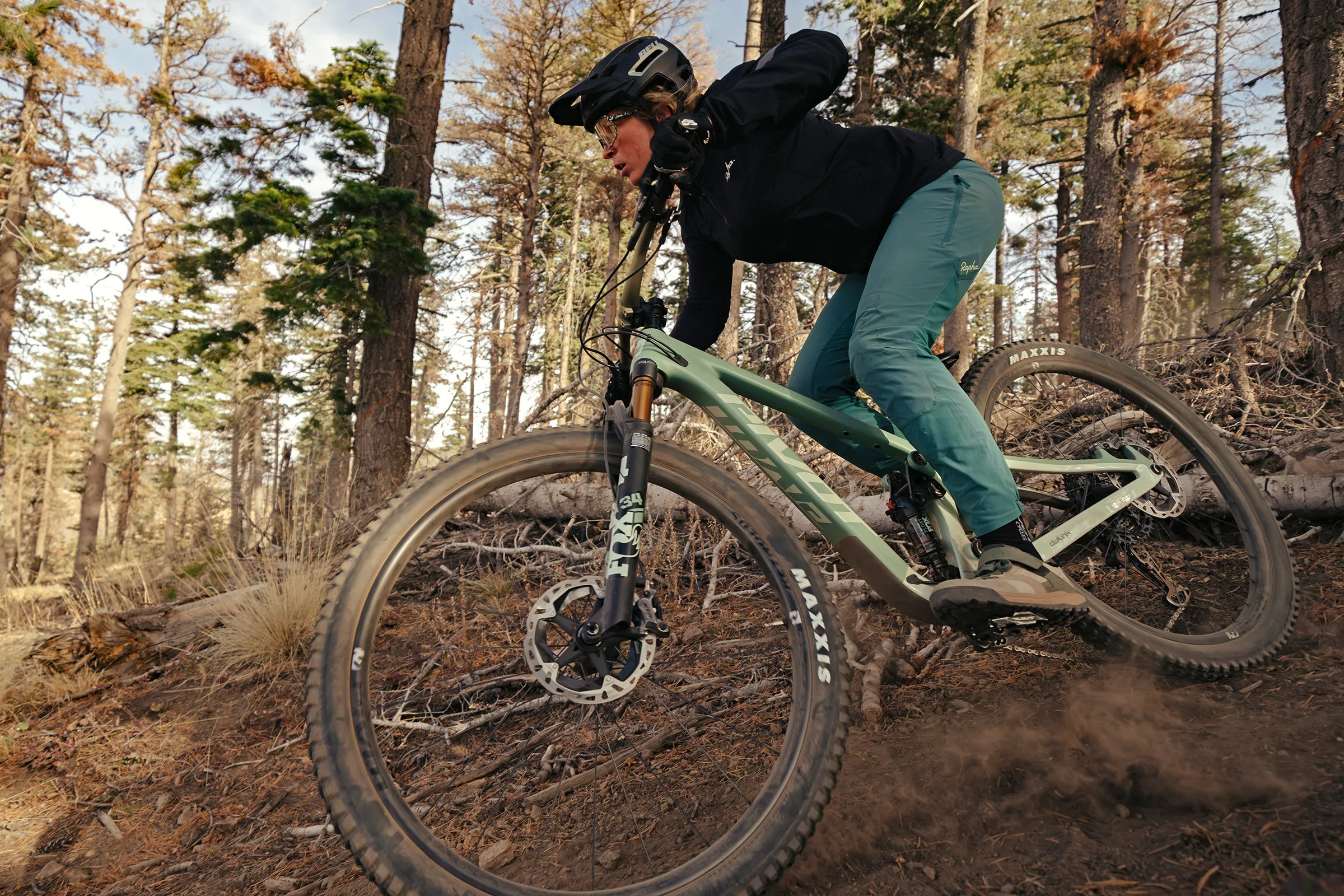 NUEVO 2025 PIVOT TRAILCAT DEJA 2-TRAIL-BICS-IN-1: SL o LT Bikes de montaña de Carbon