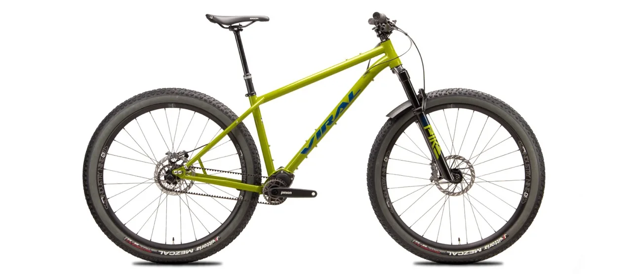 Las bicicletas virales dicen que el acero sigue siendo real con un nuevo Dérive CR de 4130 triple triple