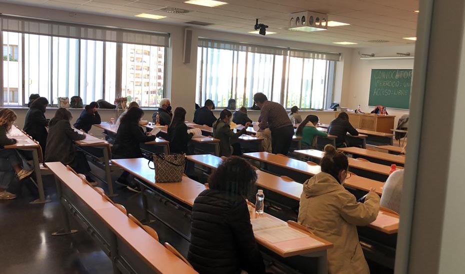 Casi 28.500 opositores se examinarán para acceder a 473 plazas de administrativos de la Junta