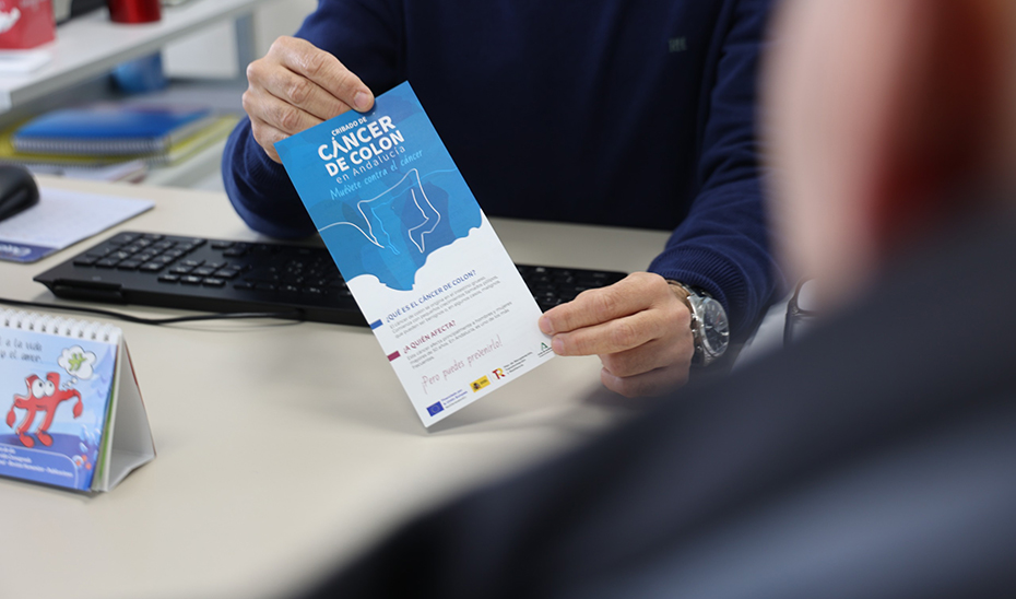 Más de dos millones de andaluces, invitados a participar en el cribado de cáncer de colon