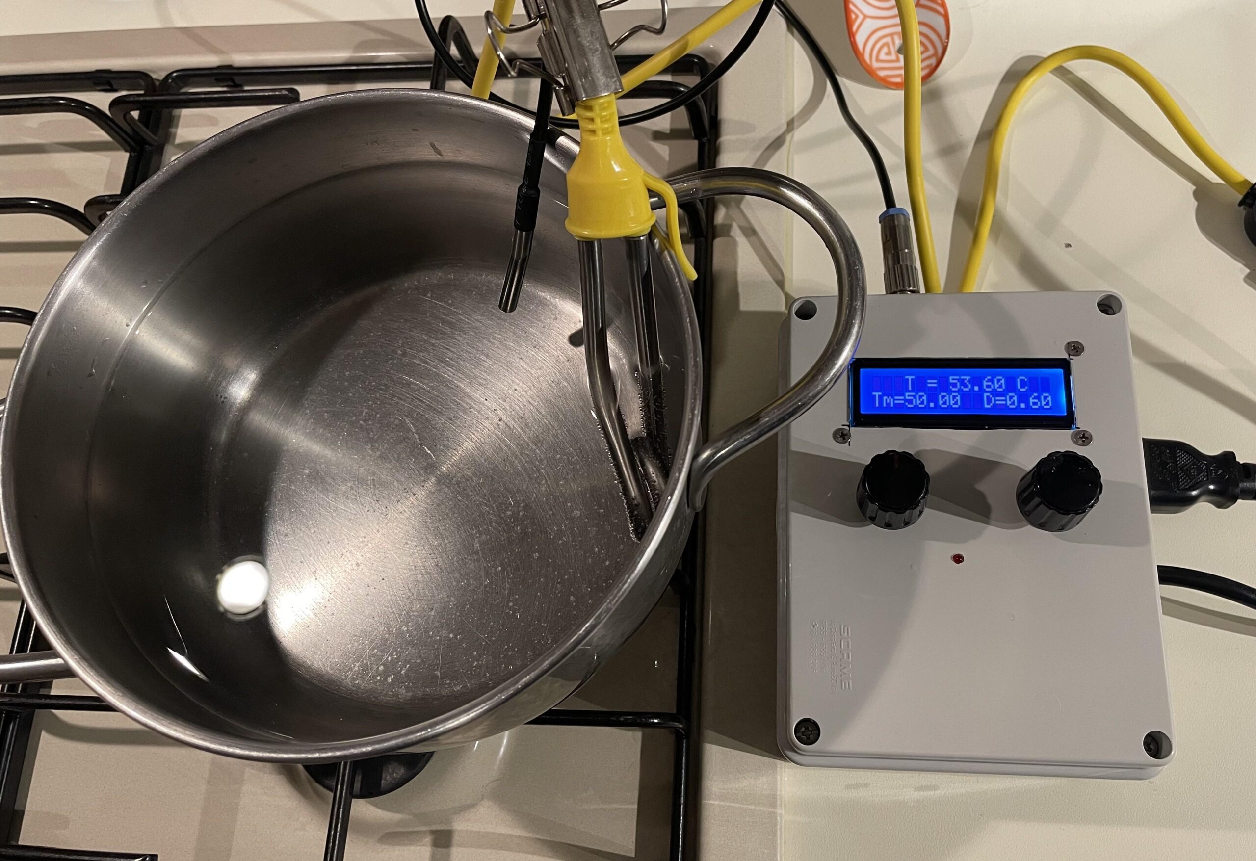 Una olla de bricolaje para hacer el bistec perfecto