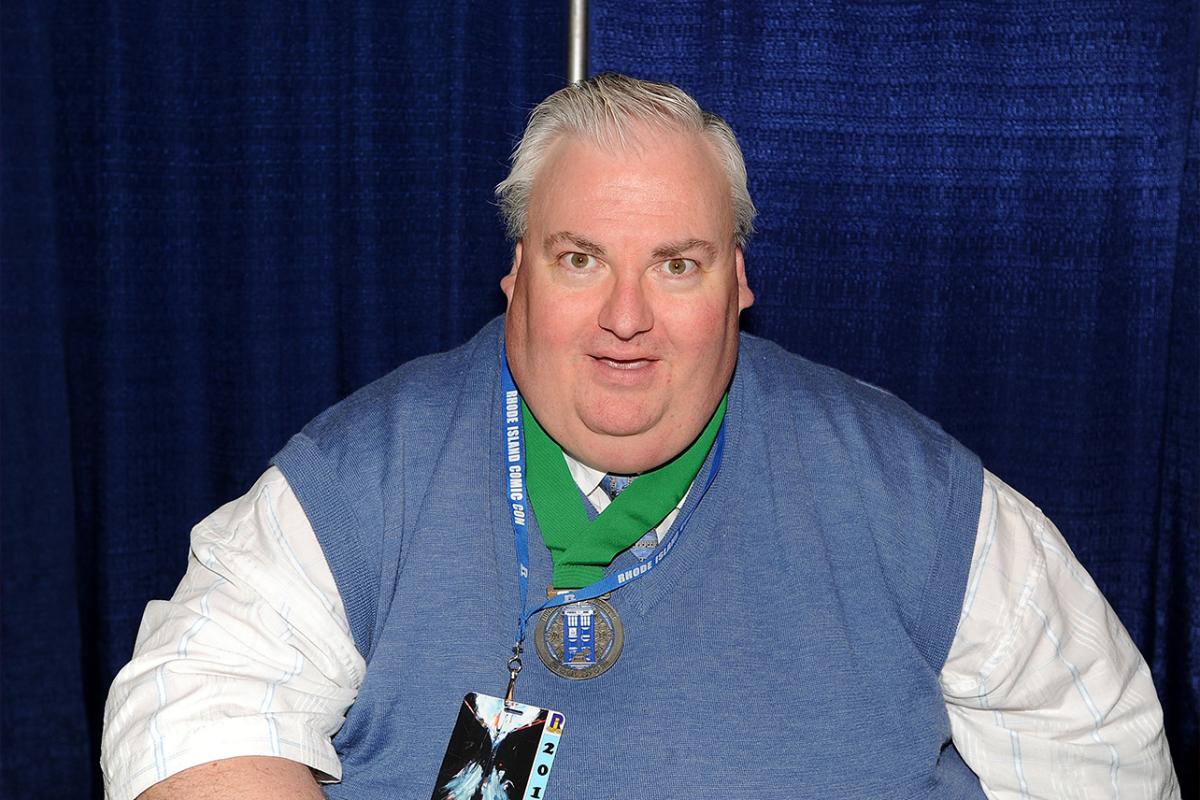 RIP Simon Fisher-Becker: “Harry Potter y la piedra hechicera” y “Doctor Who” murieron a los 63 años