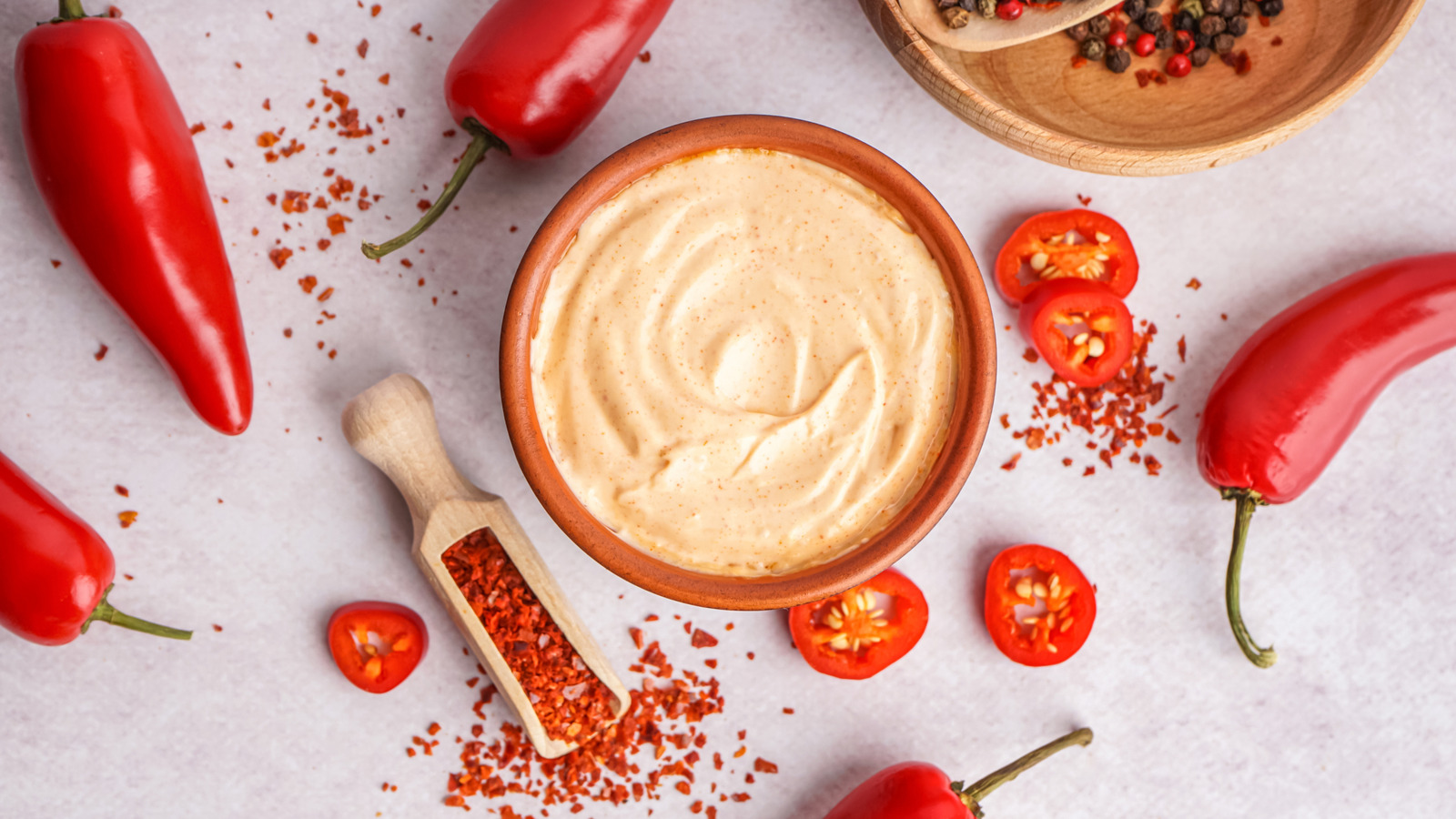 5 formas de darle vida a su mayonesa para una salsa suprema
