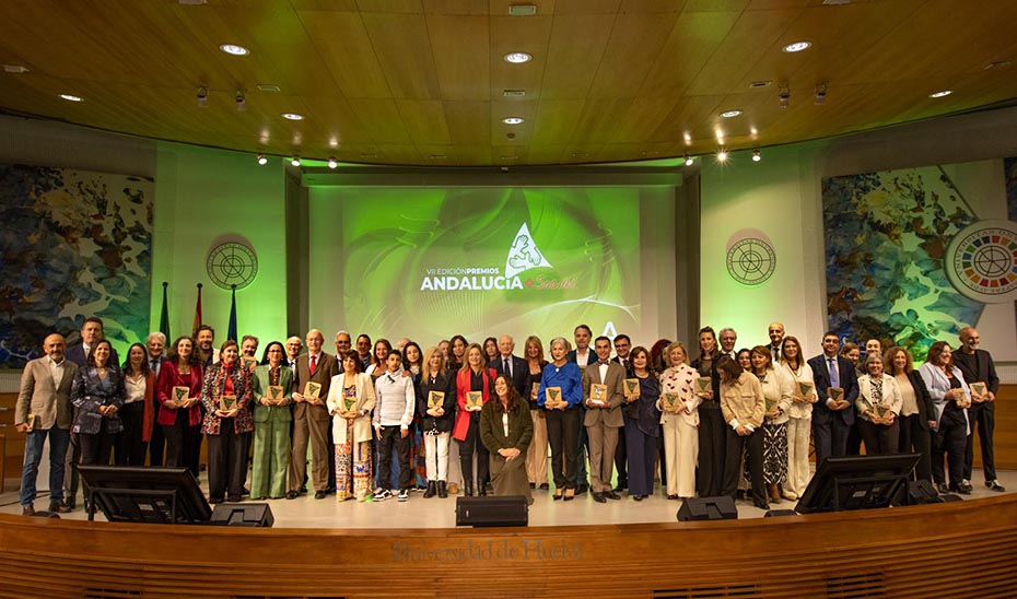 Los Premios + Social visibilizan la labor de personas y entidades que luchan por una Andalucía “más solidaria”