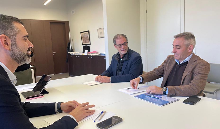 Andalucía y Valencia exigen al Gobierno un “esfuerzo mucho mayor” para proteger a los productores españoles frente a los aranceles