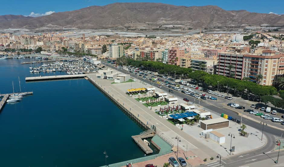 La Junta licita por más de un millón la construcción de tres naves industriales en el puerto de Adra