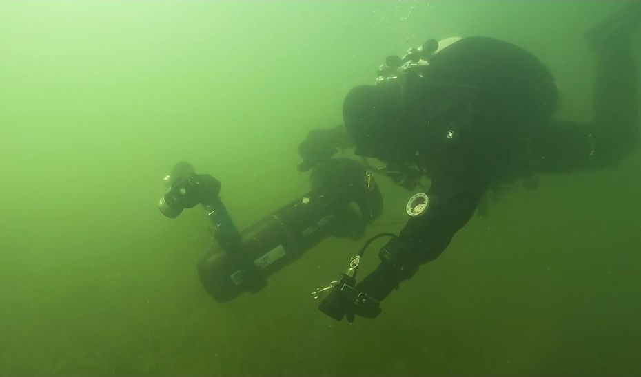 La Laguna de Zóñar acoge la primera exploración subacuática científica de su historia