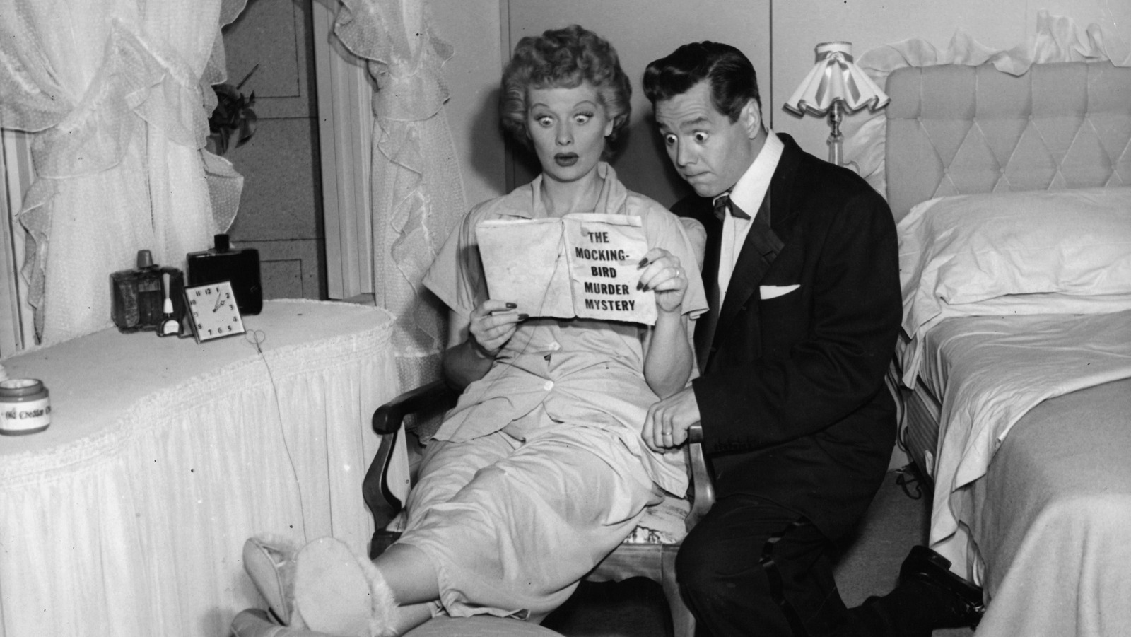 Disturbing Behind-The-Scenes Secret Details About Sitcom ‘I Love Lucy’