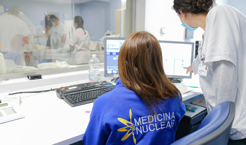 Andalucía cubre la totalidad de las 1.921 plazas de formación sanitaria especializada ofertadas