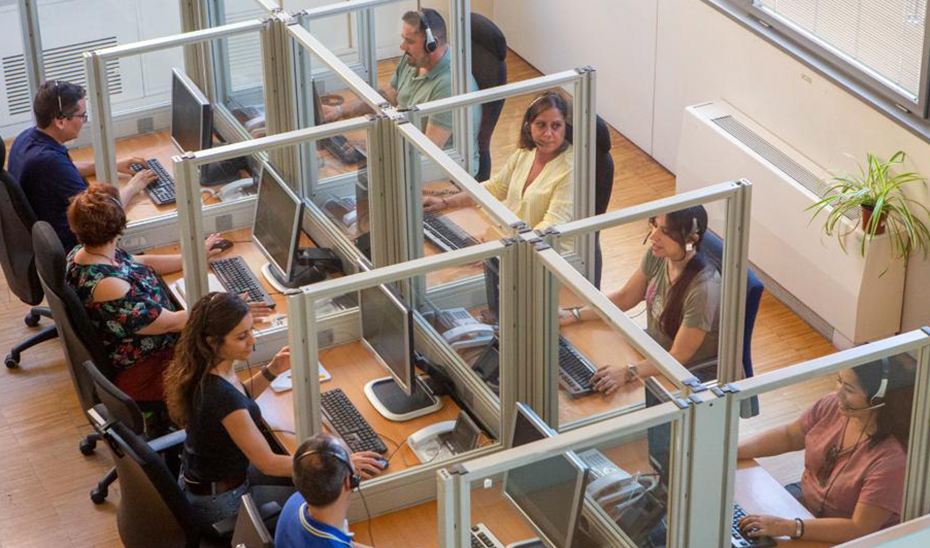 Licitado por 10,86 millones el suministro de 16.315 ‘tablets’ para usuarios del servicio de teleasistencia