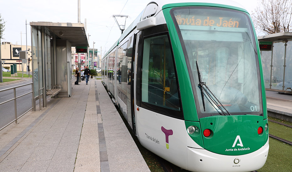 Fomento inicia los trabajos de explotación previos a la puesta en funcionamiento del tranvía de Jaén