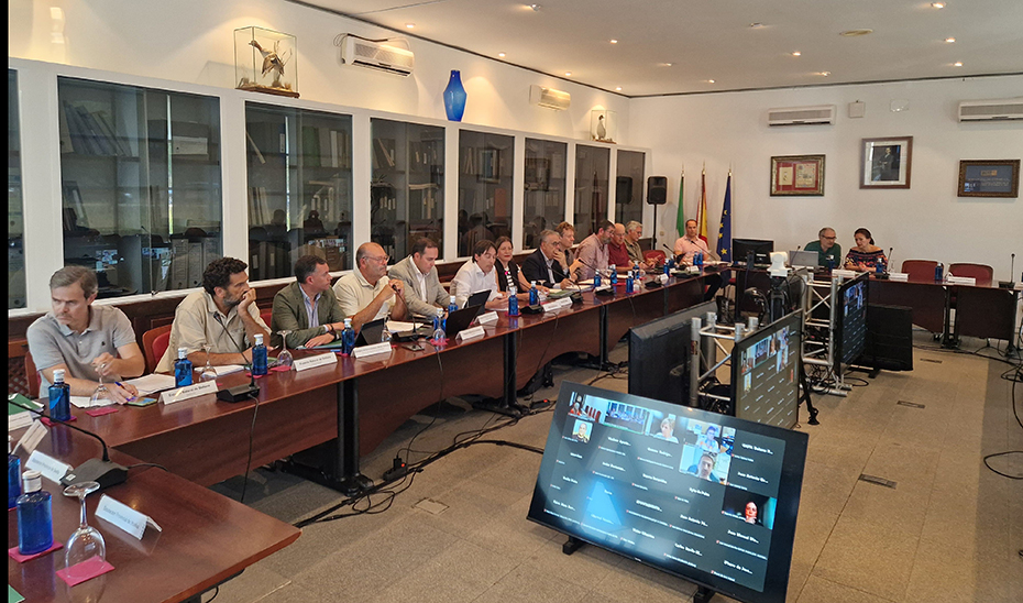 El Consejo de Participación de Doñana acuerda que el Gobierno central actualice posibles afecciones del proyecto de sondeo de gas