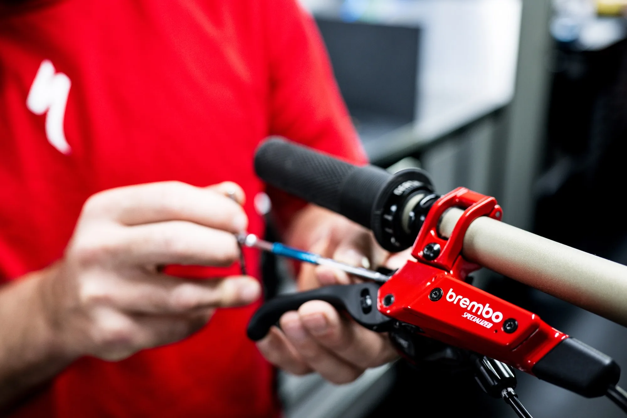 Brembo Brakes ingresa oficialmente al mercado de bicicletas de montaña con asociación especializada de gravedad