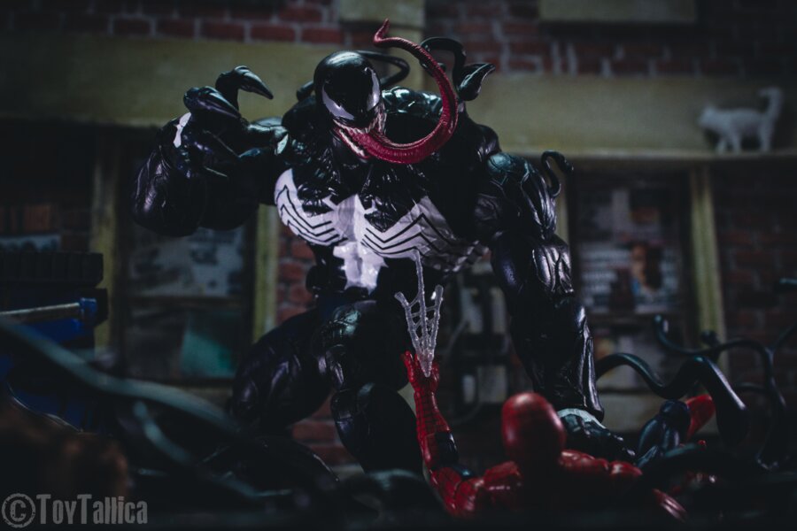 Marvelous Bonus Photo Of The Day: "Venom Attacks" By ToyTallica