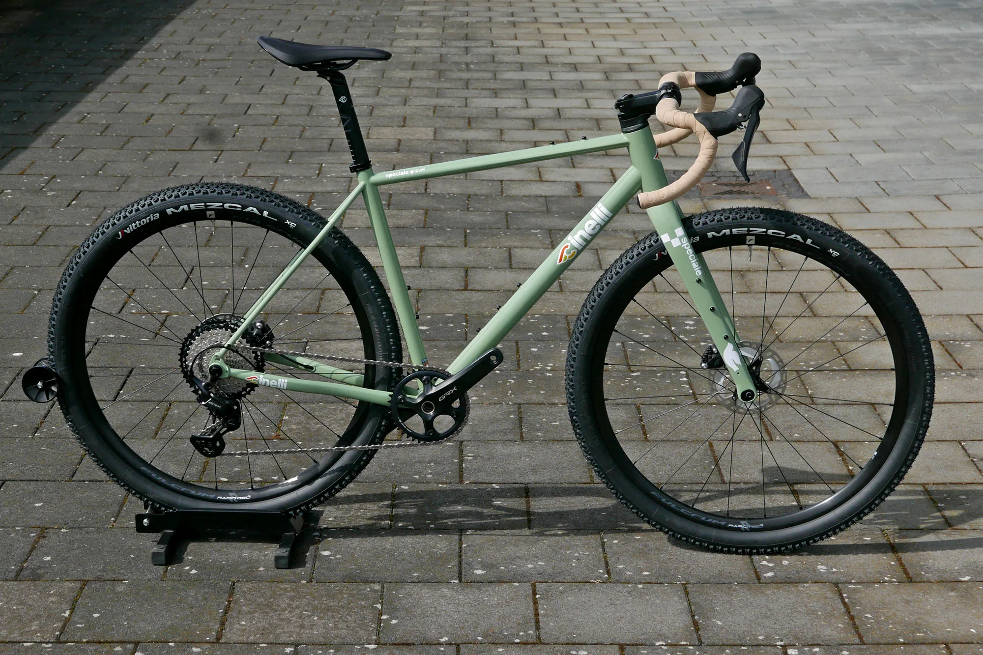 Cinelli Speciale Gravel Toastes 2026 Bike Drop, disponible ahora como Eurobike Limited Edition