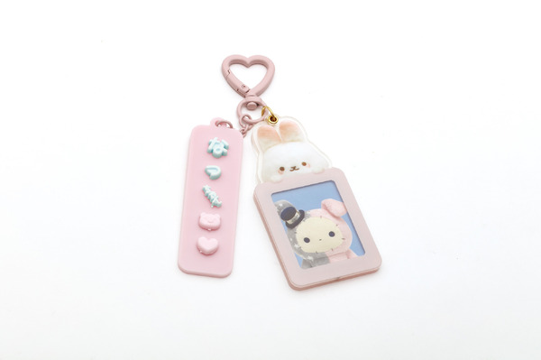 También es útil para sus favoritos. El circo sentimental de Ishiyoshi-chan ahora está disponible en las pegatinas de identificación de estilo de estilo que le permiten elegir letras.