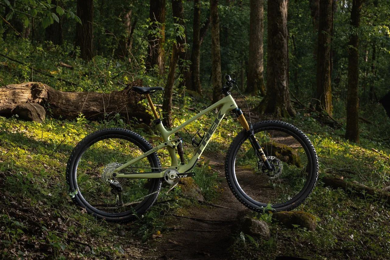 NUEVO TREK X SHIMANO Project One Ultimate XTR DI2 TOP COMBULS Combina hierro y algas para el acabado
