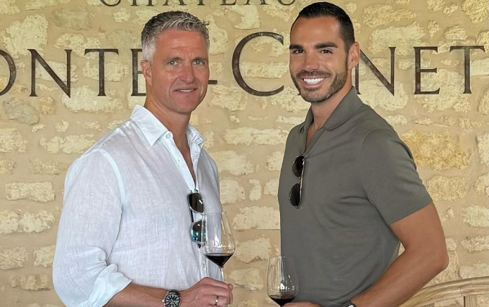 El ex piloto de la F1 Ralf Schumacher y su compañero en la PDA durante la escapada francesa