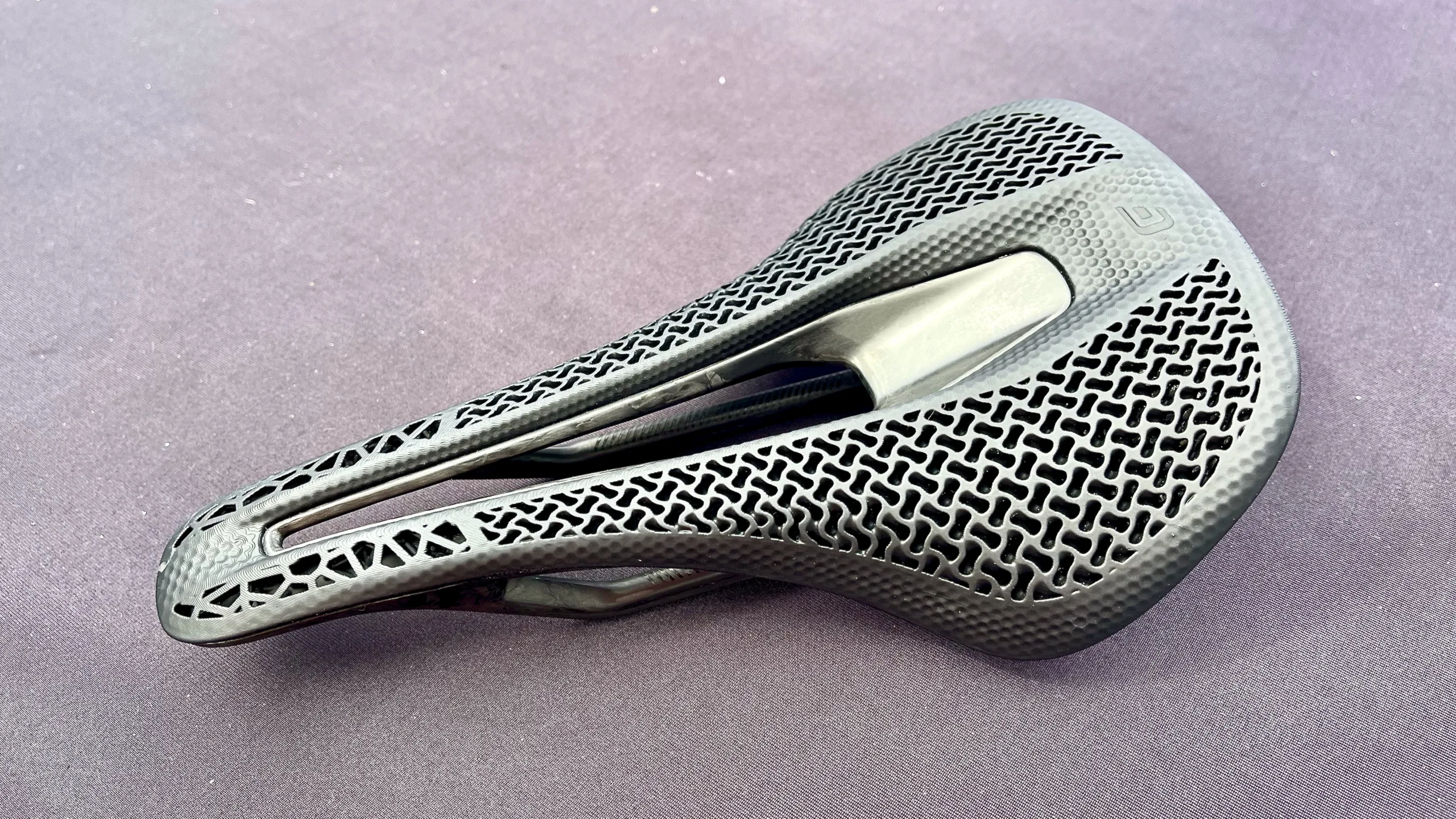 Revisión: Cadex AMP 3D impreso Saddle – Comfort de rendimiento