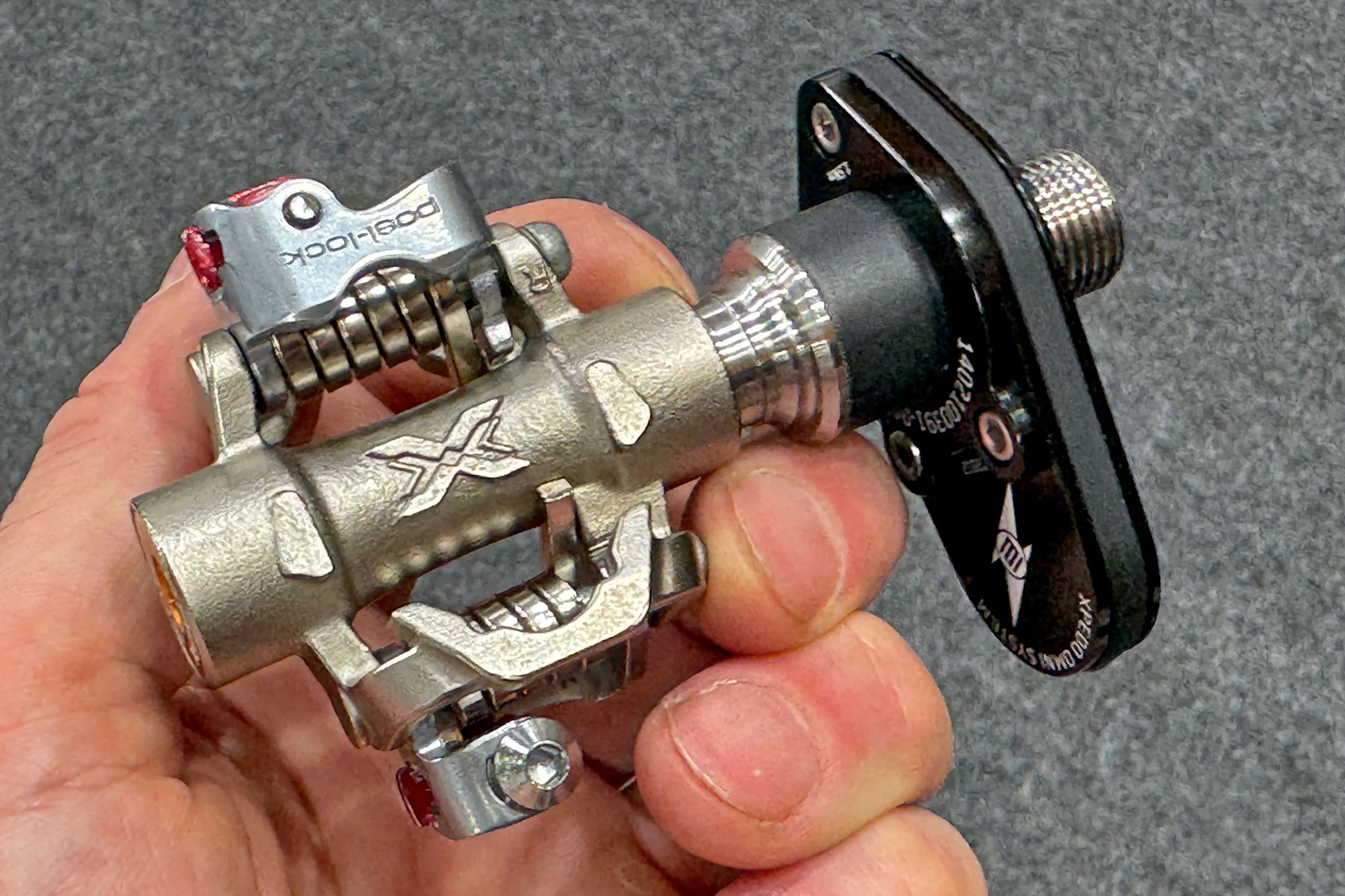 Xpedo Omni PowerMeter mide una potencia precisa de 2 lados en pedales de carretera, grava y MTB