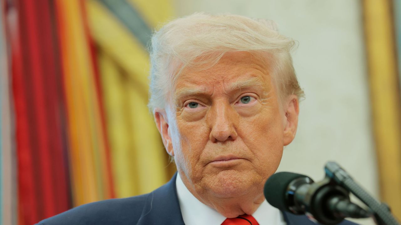 Trump obligó a restaurar $ 6.2 millones en fondos para 9 organizaciones sin fines de lucro LGBTQ+ en los Estados Unidos