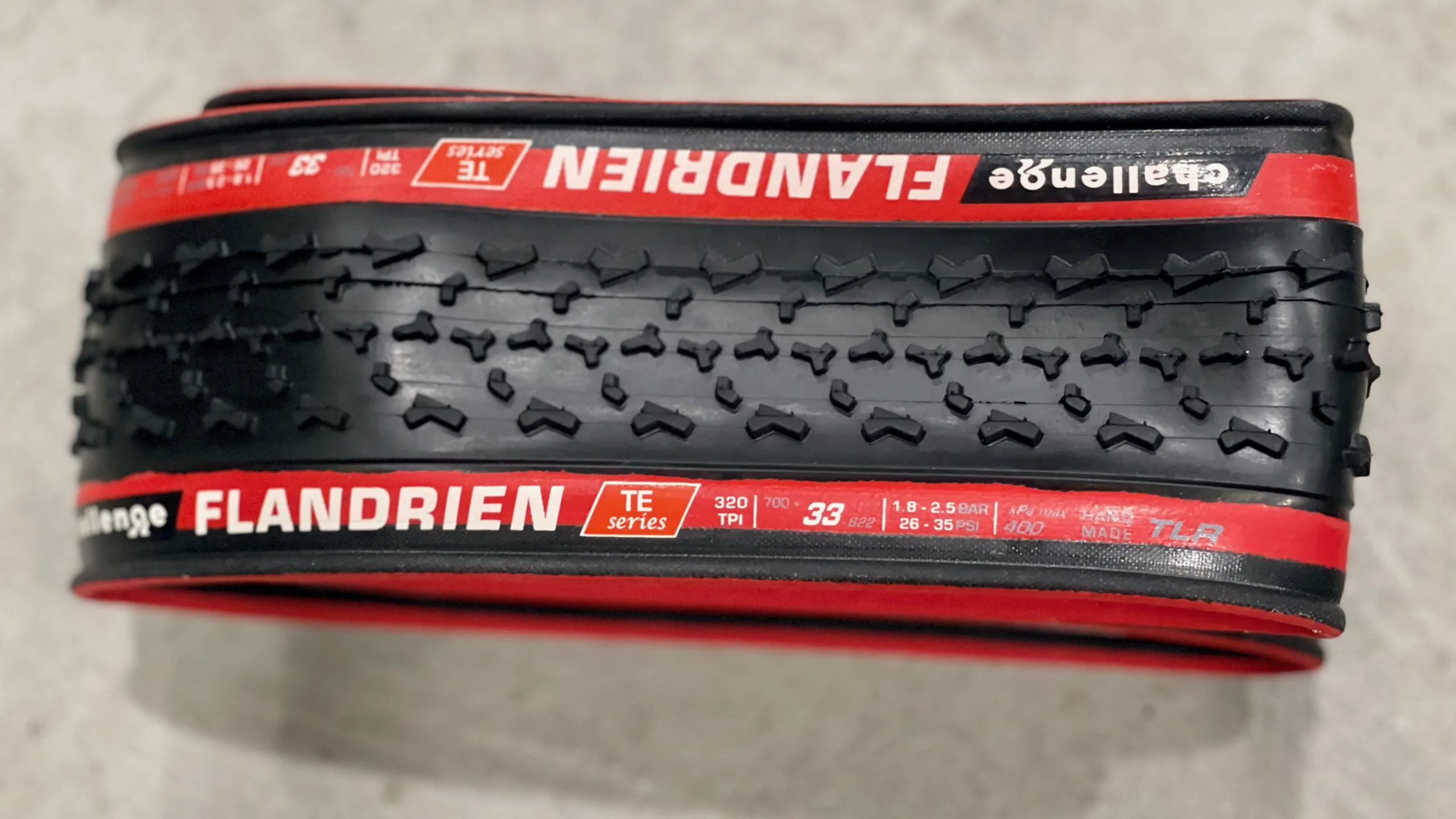 First Look & First Ride: Desafío Flandrien te Handmade TLR CX Tire