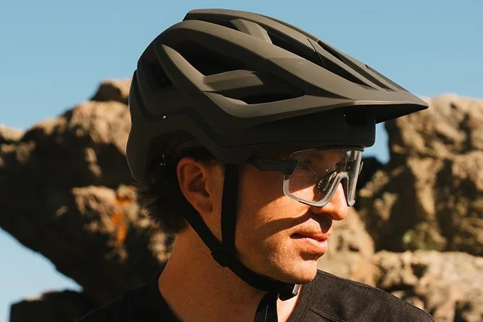 All-New Montaro Mips III y Dropline de Giro y gafas MTB Dropline
